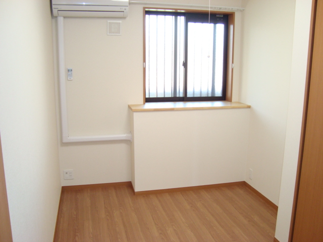 グレイシャス203号室 洋室