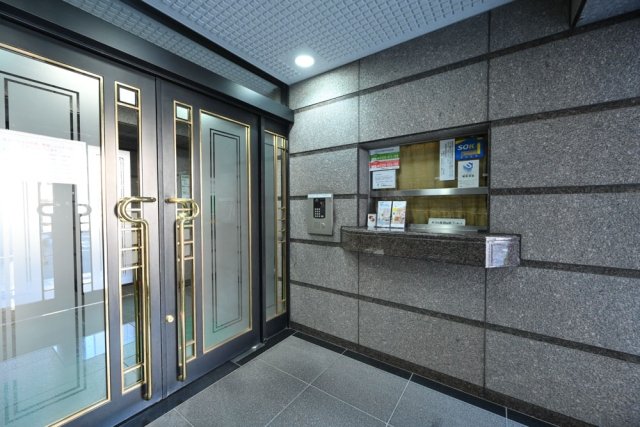 パークアヴェニュー新宿西1階 エントランス