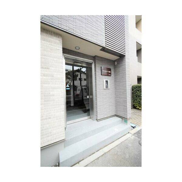 フォレストメゾン六義園 エントランス