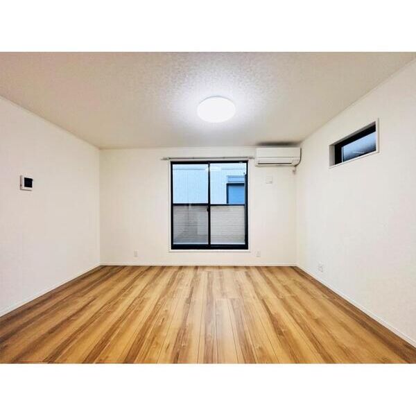 川越市岸町1丁目貸家 リビング