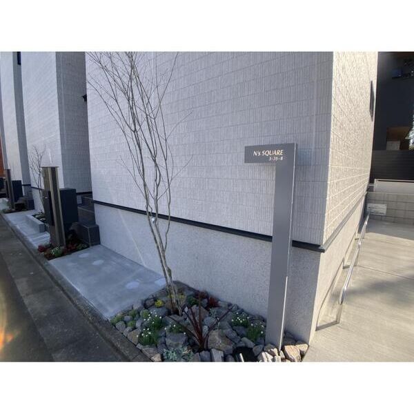 N’s　SQUARE エントランス