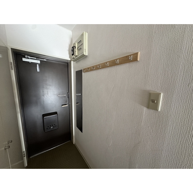 マイルド西新宿 玄関