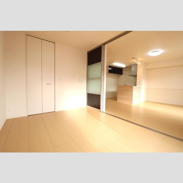 グランフォート101号室 同建物別部屋の参考画像