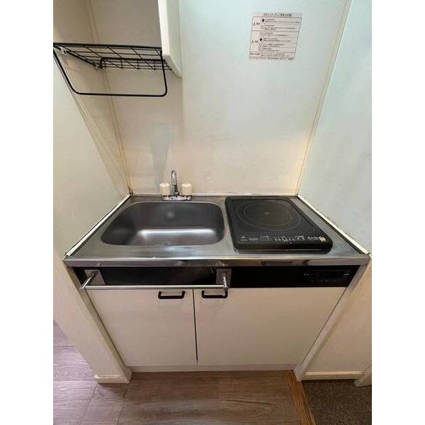 アルカンシェル薬園台0104号室 キッチン