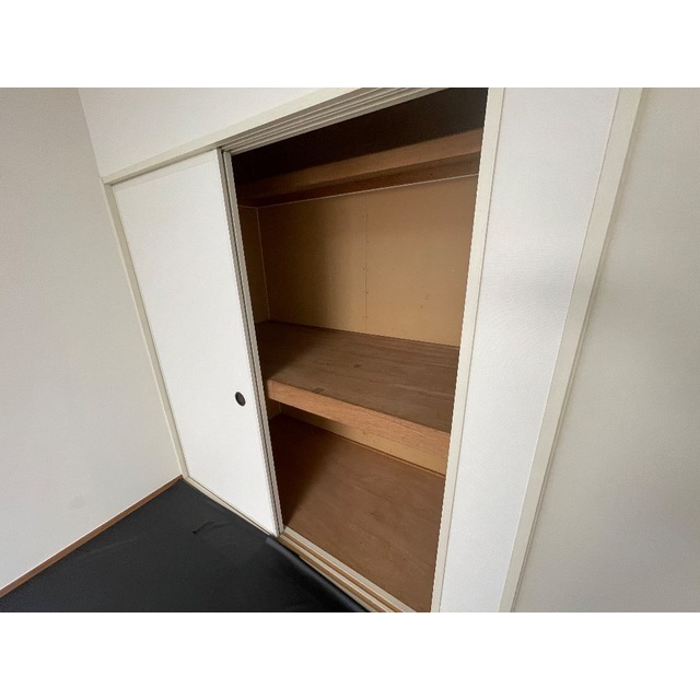 エミケーユ錦103号室 玄関