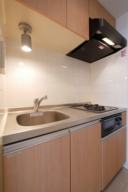 ＡＲＴＥＳＳＩＭＯ　ＬＩＮＫ　ＣＲＯＳＳ4階 内観