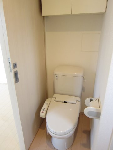 プライムアーバン目白1205号室 トイレ