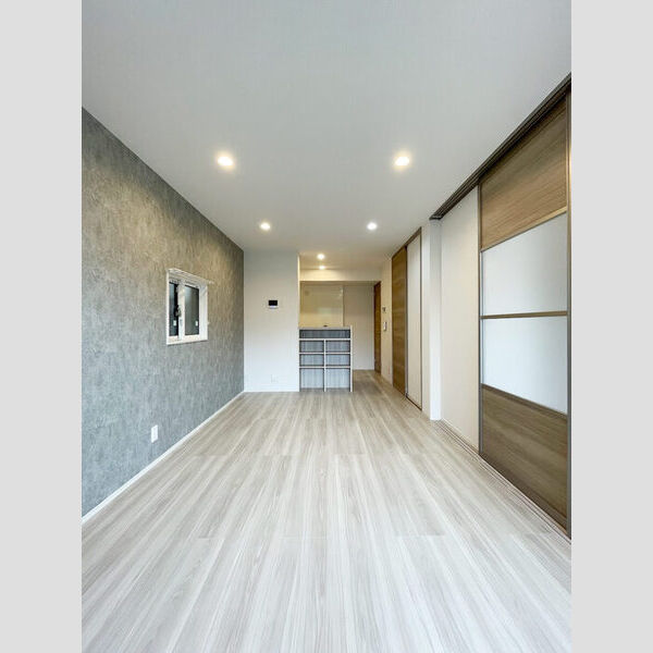 ノーブルパレス南浦和103号室 LDK