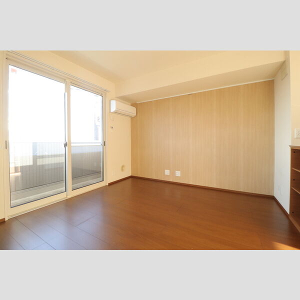 ヘリオス吉川美南　ゼウス リビング