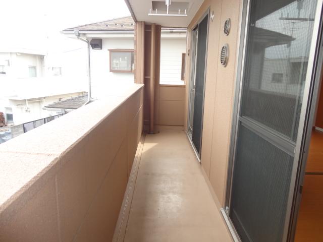 サニーレジデンス203号室 ベランダ