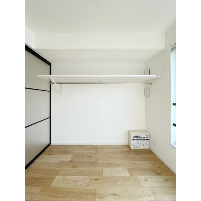 グランパセオ代々木上原0303号室 内観