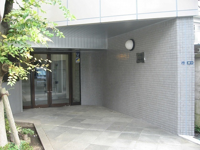 ラ・クレッツ門前仲町0302号室 エントランス