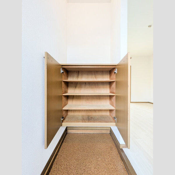 サンボナール　南館 玄関