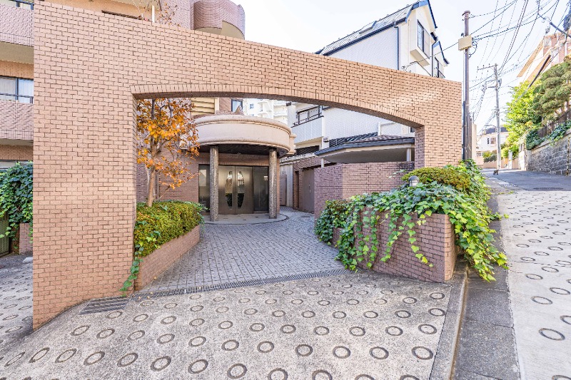 ムサシノコート早稲田 エントランス