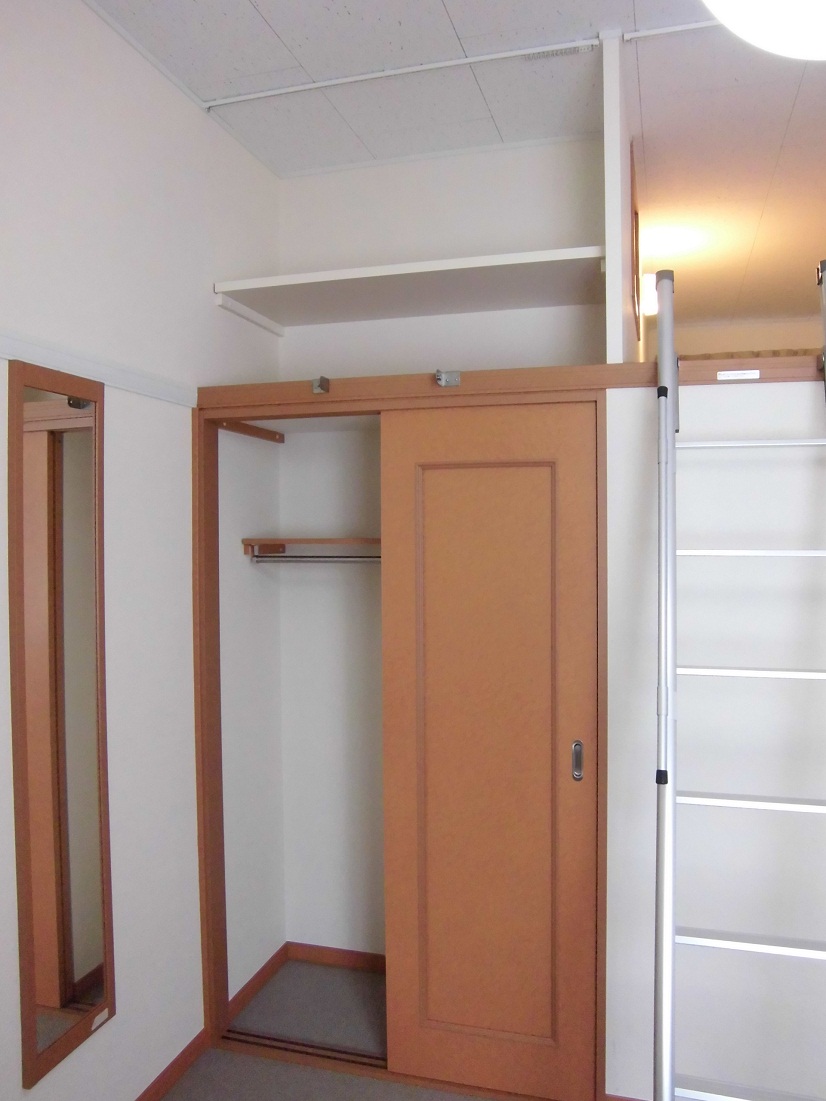 レオパレスディアコート 内観