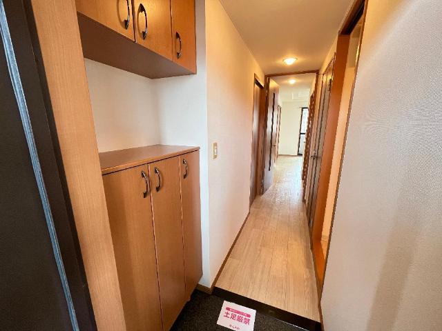 ガーデンヒルズNAKAYAMA壱番館 玄関