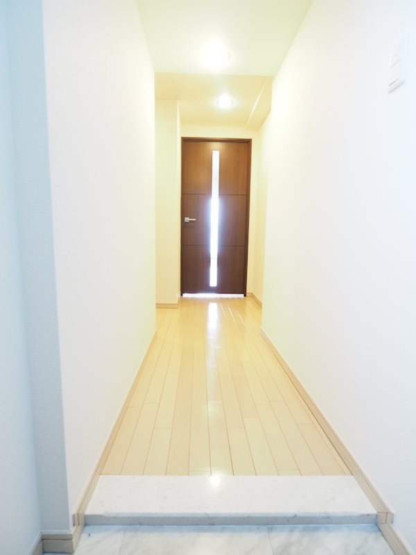 レジディア中延2階 玄関