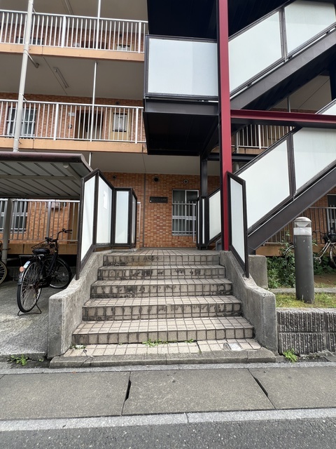 メゾンエコール福栄 エントランス