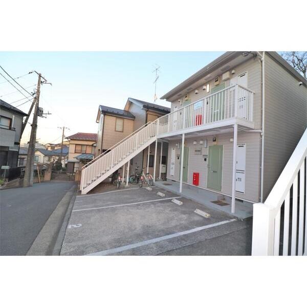 晴空萬里101号室 駐車場