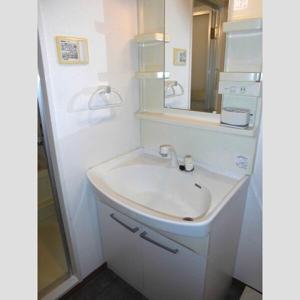 エミナンス丸山台 洗面