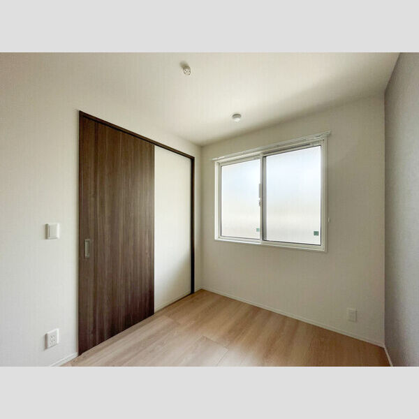 セレスティア白鳥208号室 洋室
