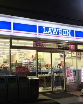 Tre　Court　Kitasenju（トレコート北千住）2階 ローソン千住中居町店