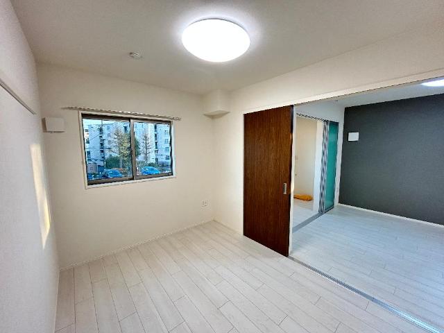 エステート国立 洋室