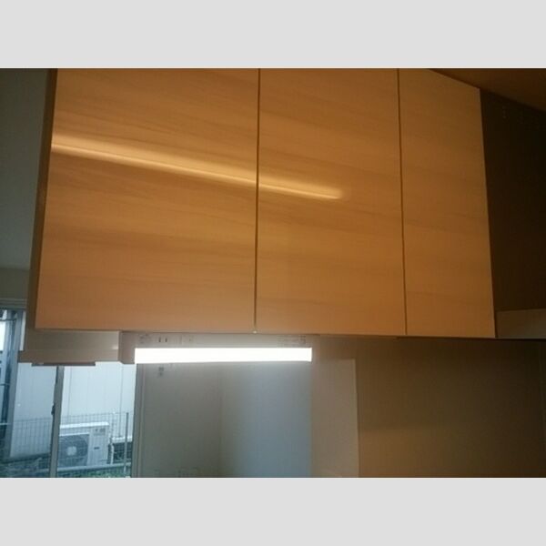 SUN　EAST　 キッチン吊戸棚