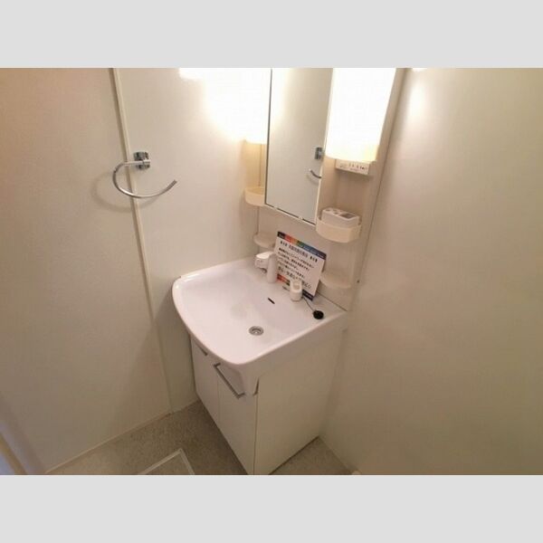 メゾン・レ・シエル203号室 洗髪洗面化粧台