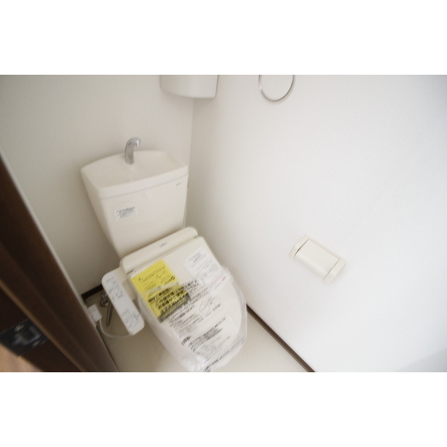 サニーフラット西大宮 内観