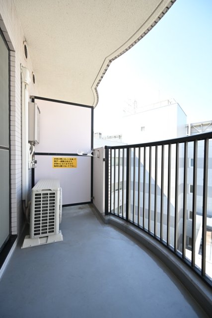 パーク・ノヴァ横浜・参番館 バルコニー