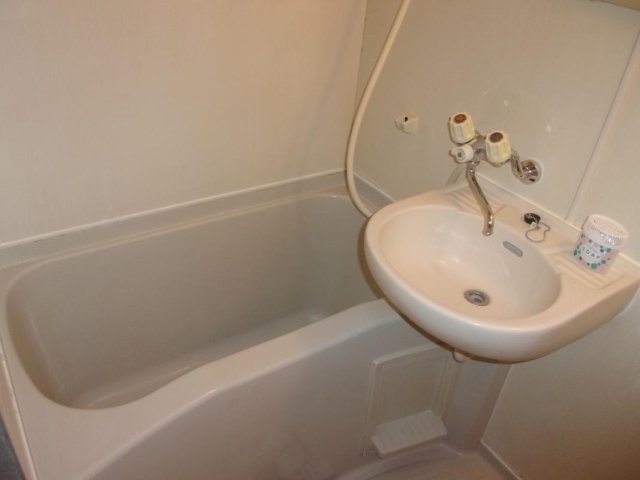 メゾンカルム横浜 お風呂