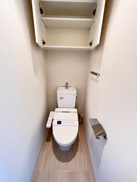 レジディア三軒茶屋Ⅲ トイレ