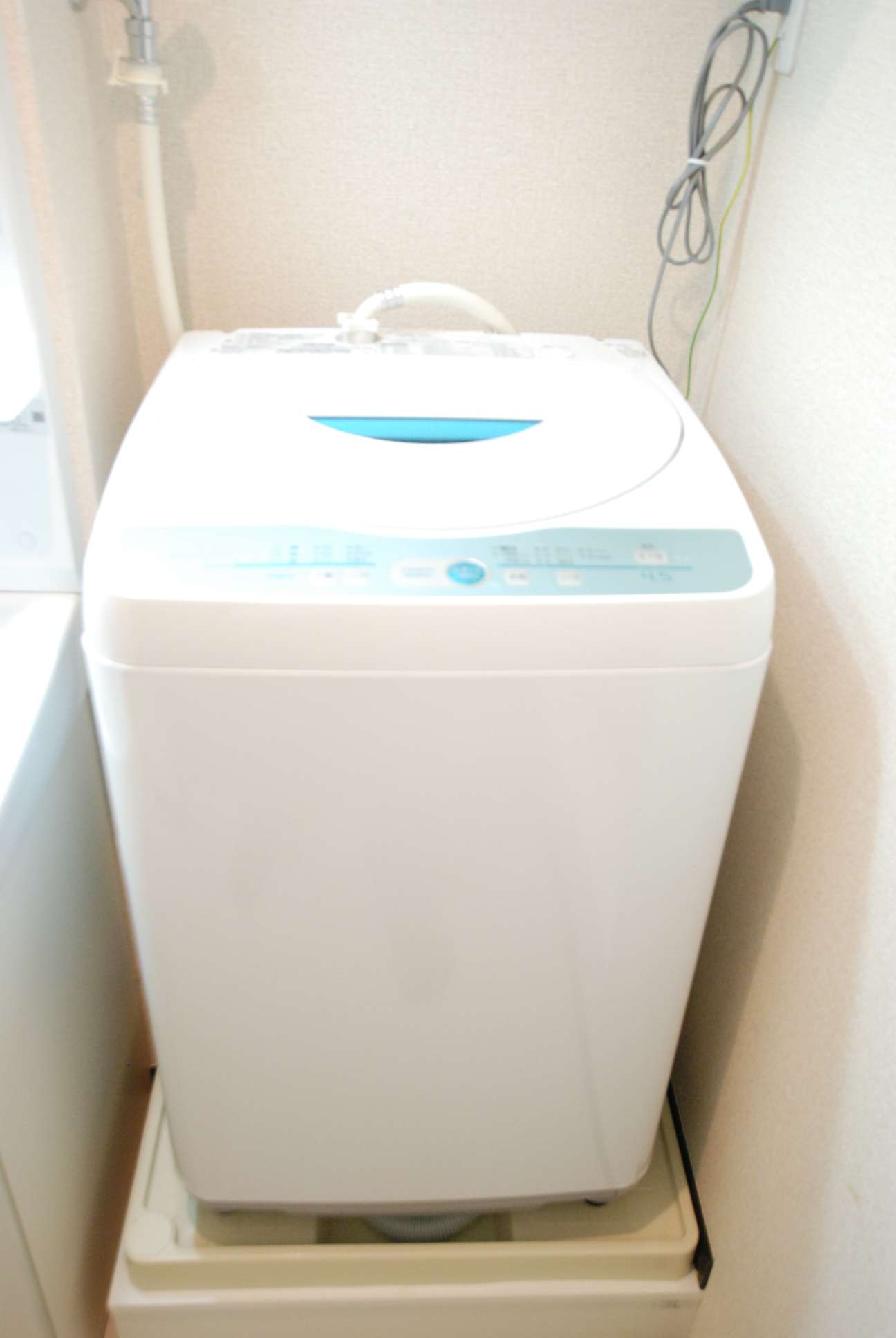 レオネクストオルフェーヴル303号室 室内物干し