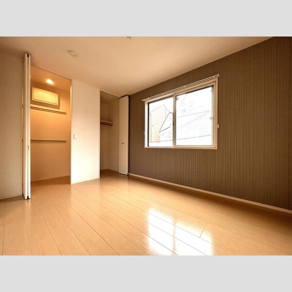 グランド リベルテ203号室 洋室