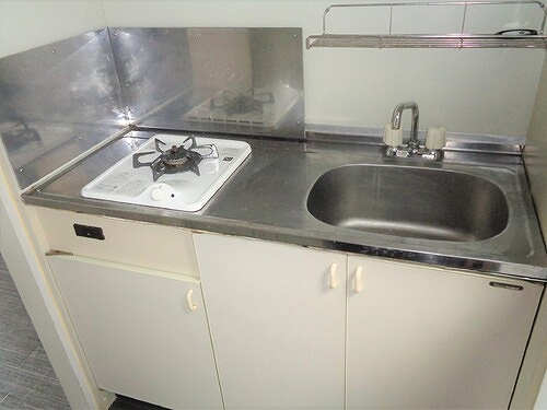 カルトゥーシュ芦花 キッチン　※2019年7月撮影