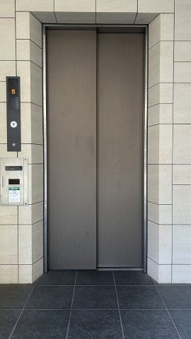 アリエさいたま新都心113号室 玄関
