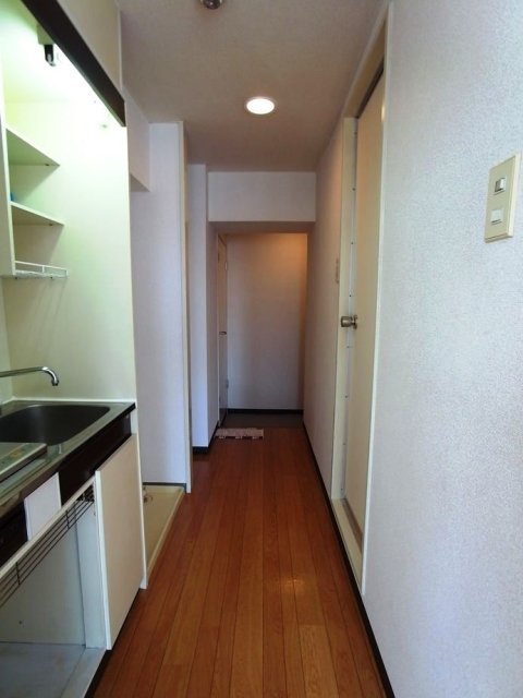 スカイコート大森第４ 玄関