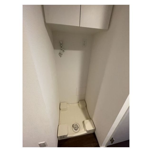 オープンブルーム川口並木0501号室 洗濯機用防水パン