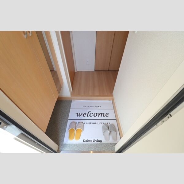 エスペランサⅡ102号室 玄関