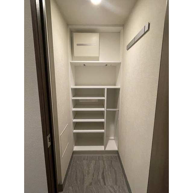 クレストコート白金高輪1002号室 内観