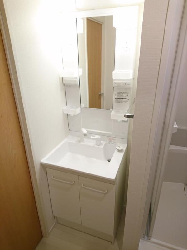 クレイノミオラコート 独立洗面台