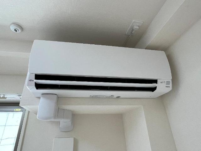 プレジ・マルトモ(ＰＲＥＳＩ・ＭＡＲＵＴＯＭＯ)105号室 エアコン
