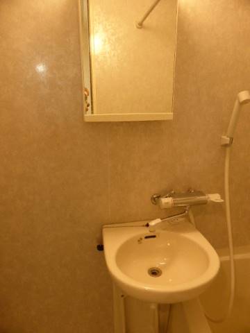 バージュアル横濱妙蓮寺4階 同建物別部屋の参考画像