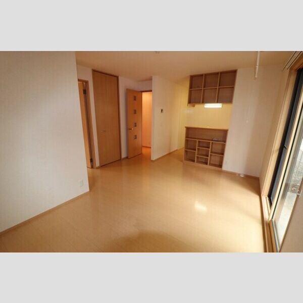 マサーレ・オガワ　B棟102号室 リビング12・5帖