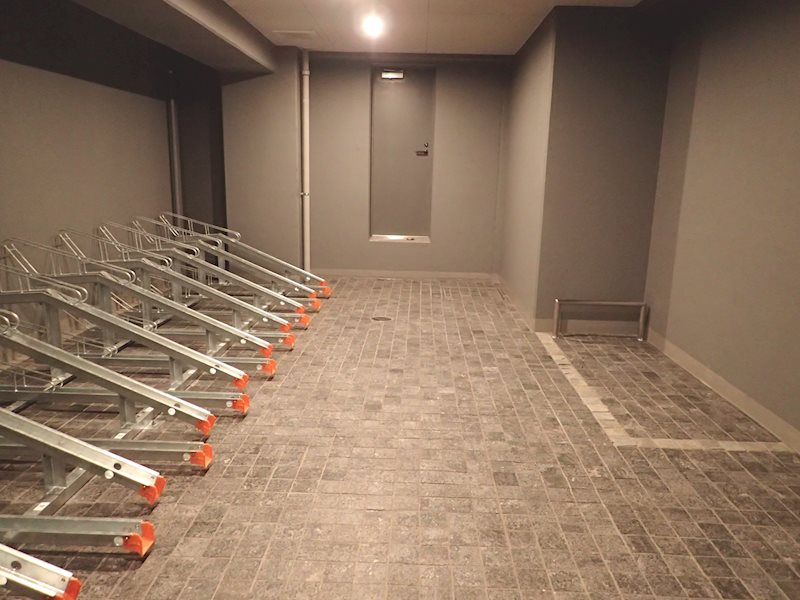 GRAND青葉台4階 駐輪場