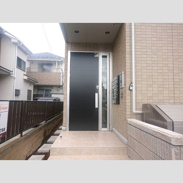 メイプルプレイス101号室 エントランス