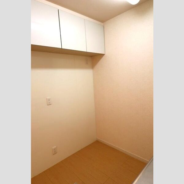 イーストエンジェル青山　B棟102号室 冷蔵庫置場