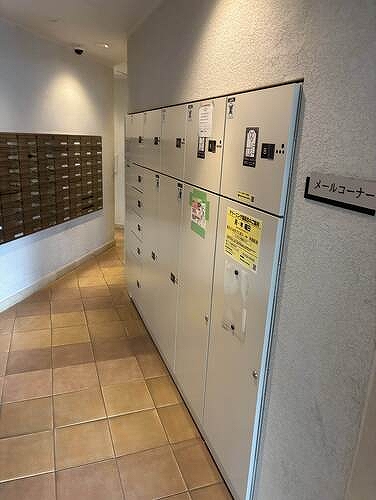 コンフォールスクエアさいたま新都心11階 宅配ボックス※2026年7月の写真