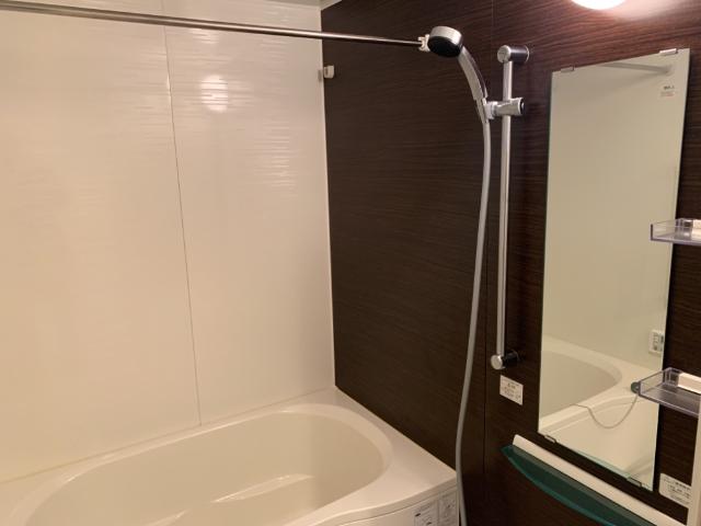 ｆｏｎｔａｉｎｅ バス